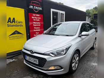 Used Hyundai i20 2015 for sale - 78921314: Photo
