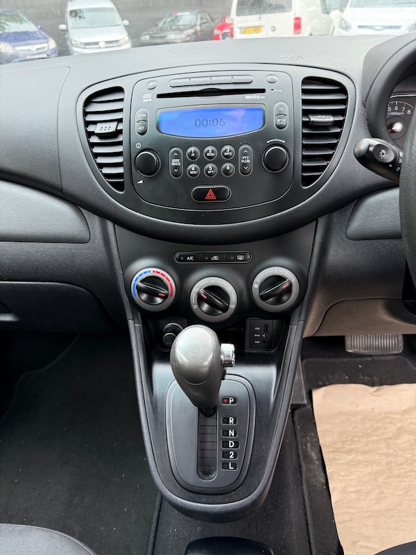 Used Hyundai i10 2013 for sale - 76225460: Photo 22