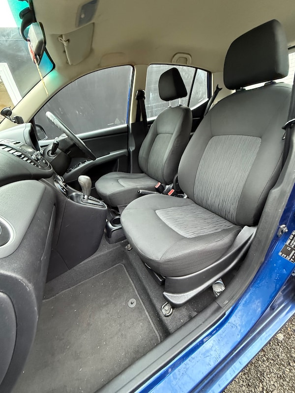 Used Hyundai i10 2013 for sale - 76225460: Photo 28