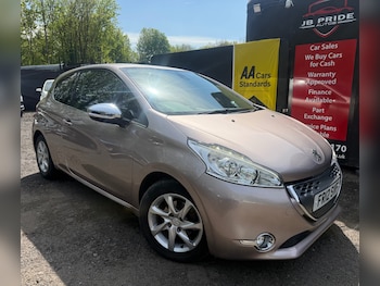 Used Peugeot 208 2012 for sale - 78403277: Photo
