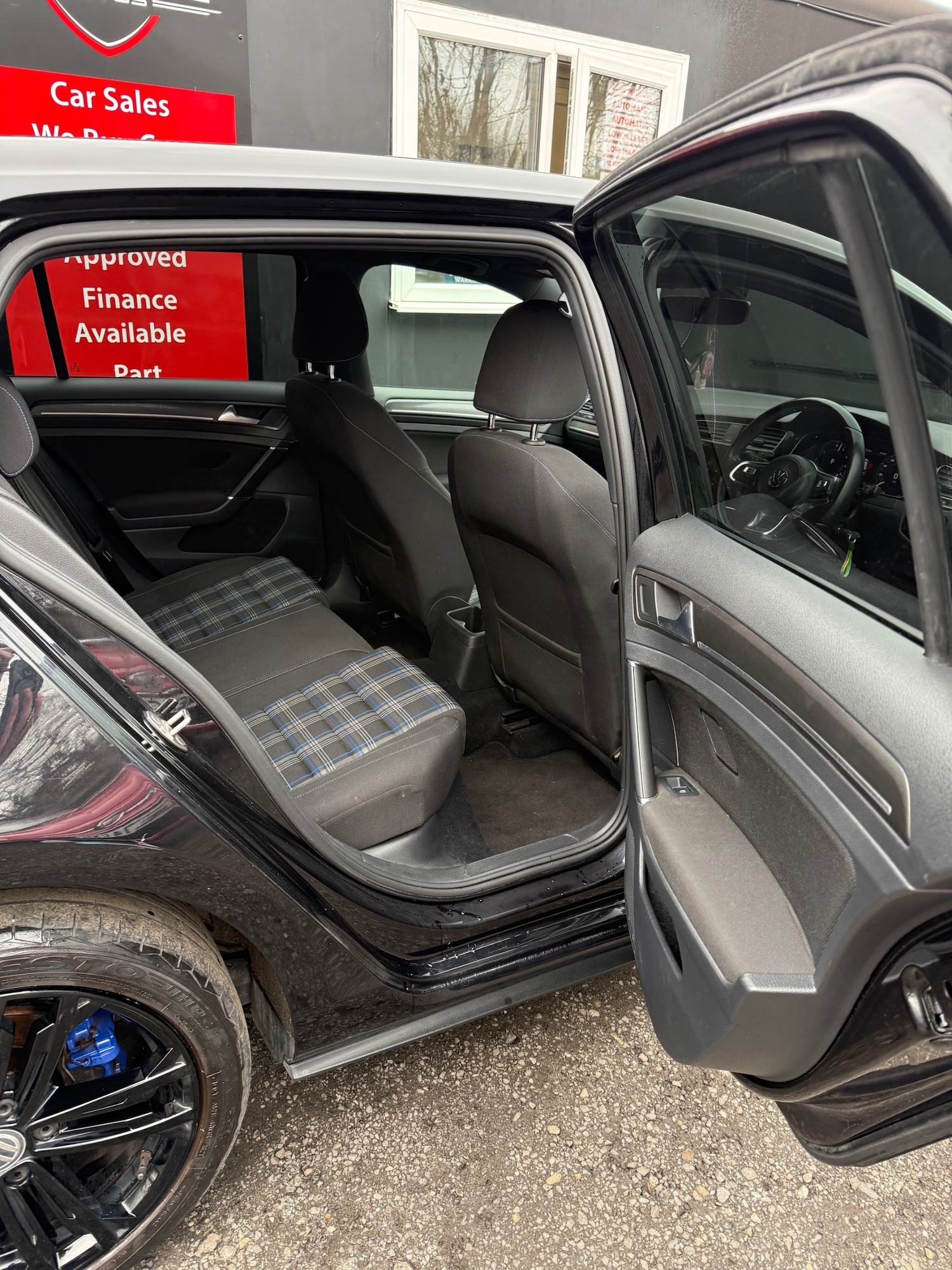 Used Volkswagen Golf 2018 for sale - 77610643: Photo 18