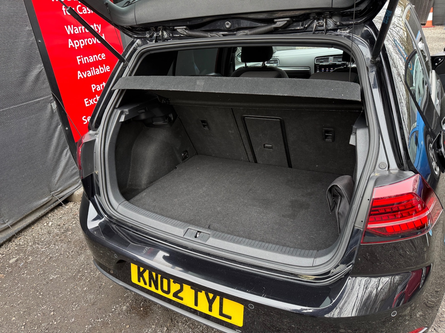 Used Volkswagen Golf 2018 for sale - 77610643: Photo 20