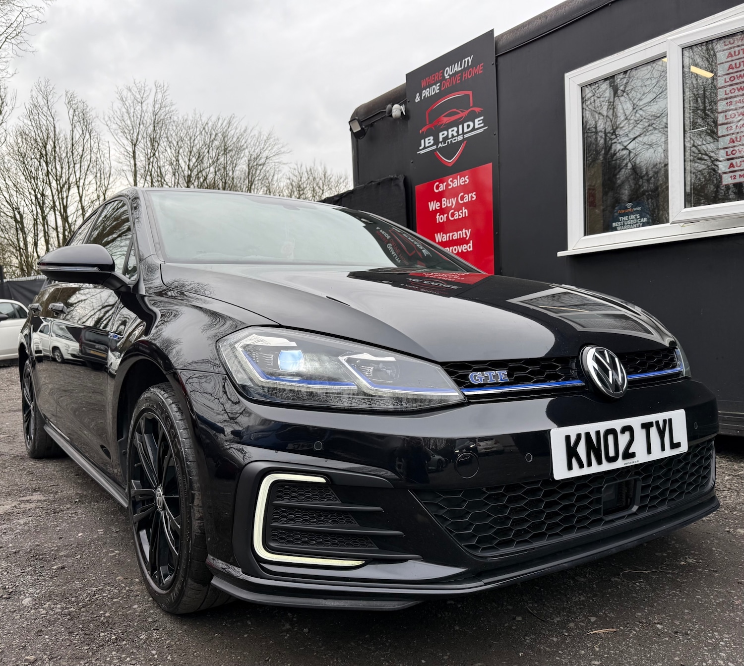 Used Volkswagen Golf 2018 for sale - 77610643: Photo 3