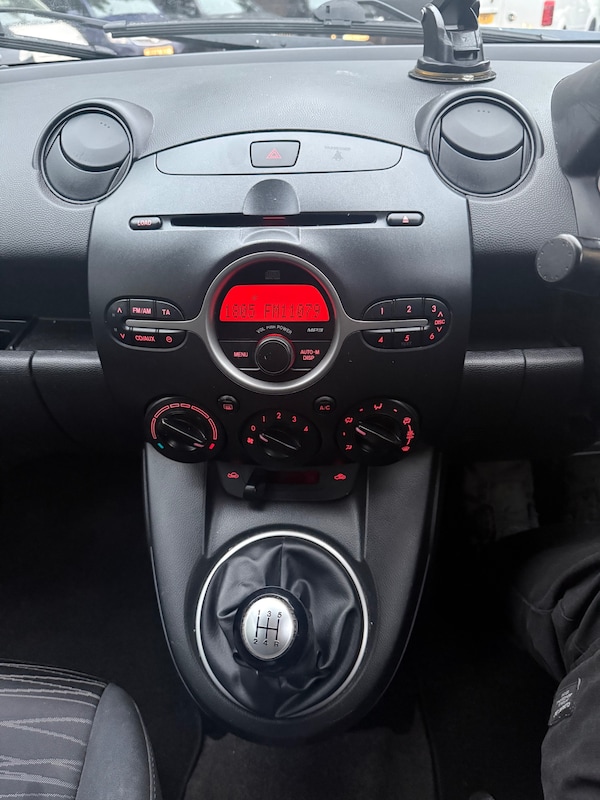 Used Mazda Mazda2 2009 for sale - 76258129: Photo 23