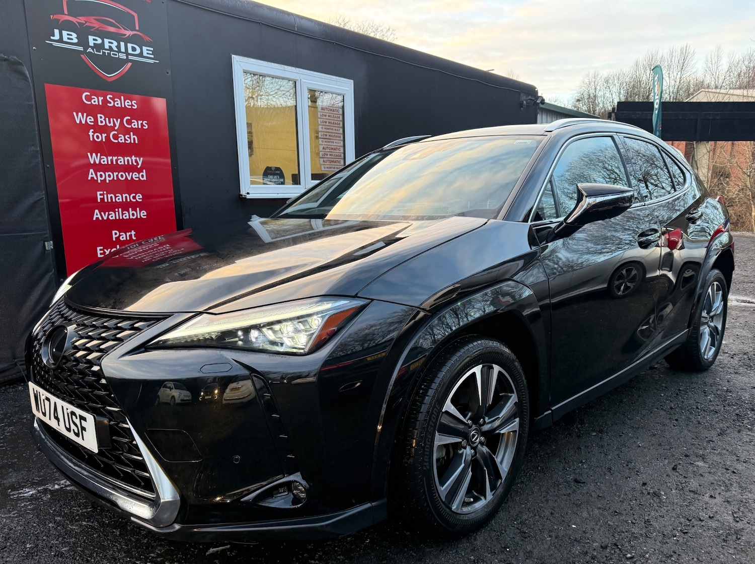 Used Lexus UX 2024 for sale - 77357632: Photo 1