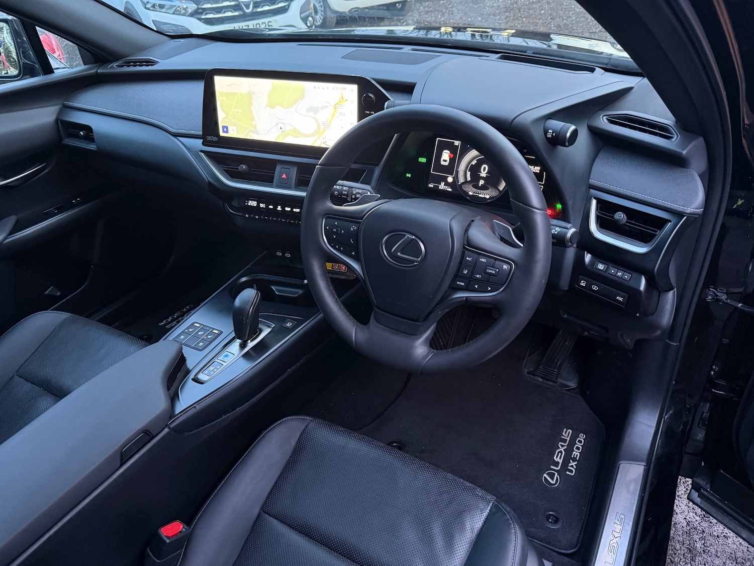 Used Lexus UX 2024 for sale - 77357632: Photo 15