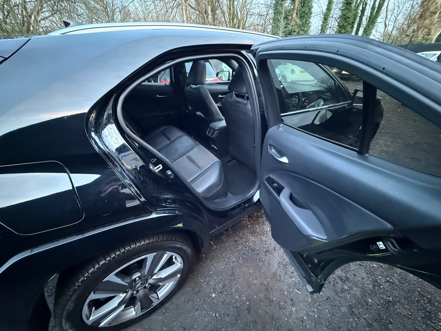 Used Lexus UX 2024 for sale - 77357632: Photo 23