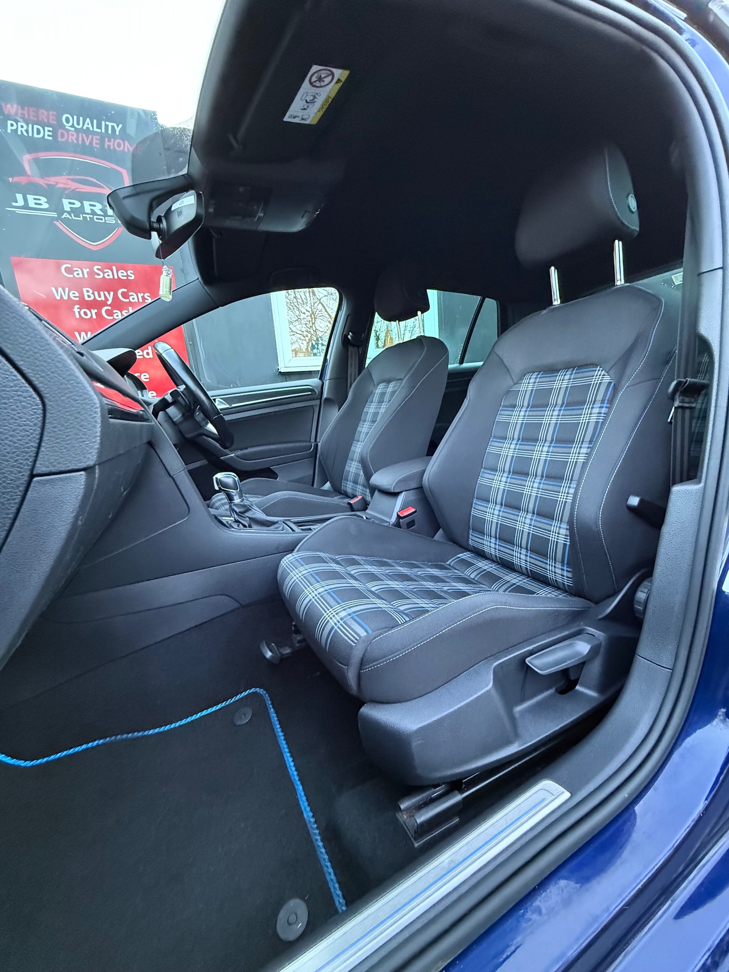 Used Volkswagen Golf 2018 for sale - 77722502: Photo 16