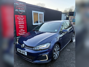Used Volkswagen Golf 2018 for sale - 77722502: Photo