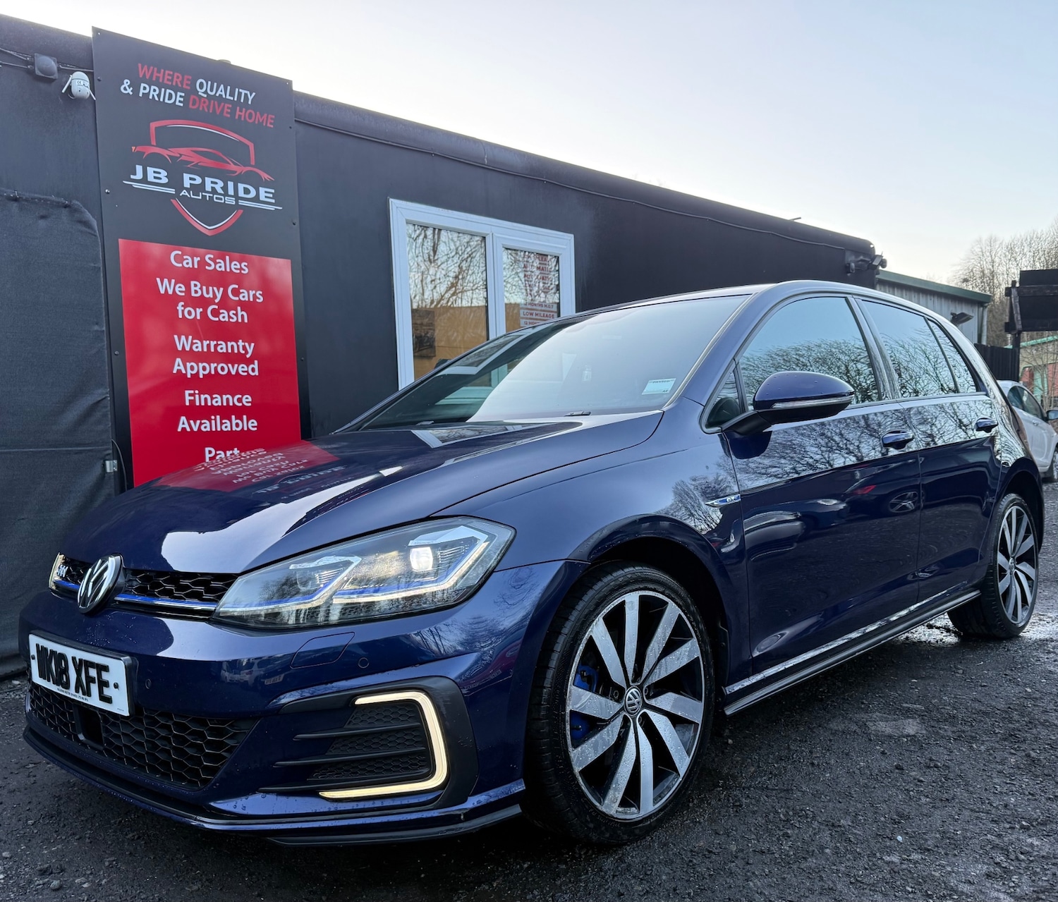 Used Volkswagen Golf 2018 for sale - 77722502: Photo 2