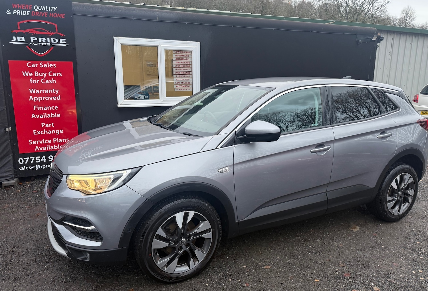 Used Vauxhall Grandland X 2018 for sale - 76834994: Photo 2