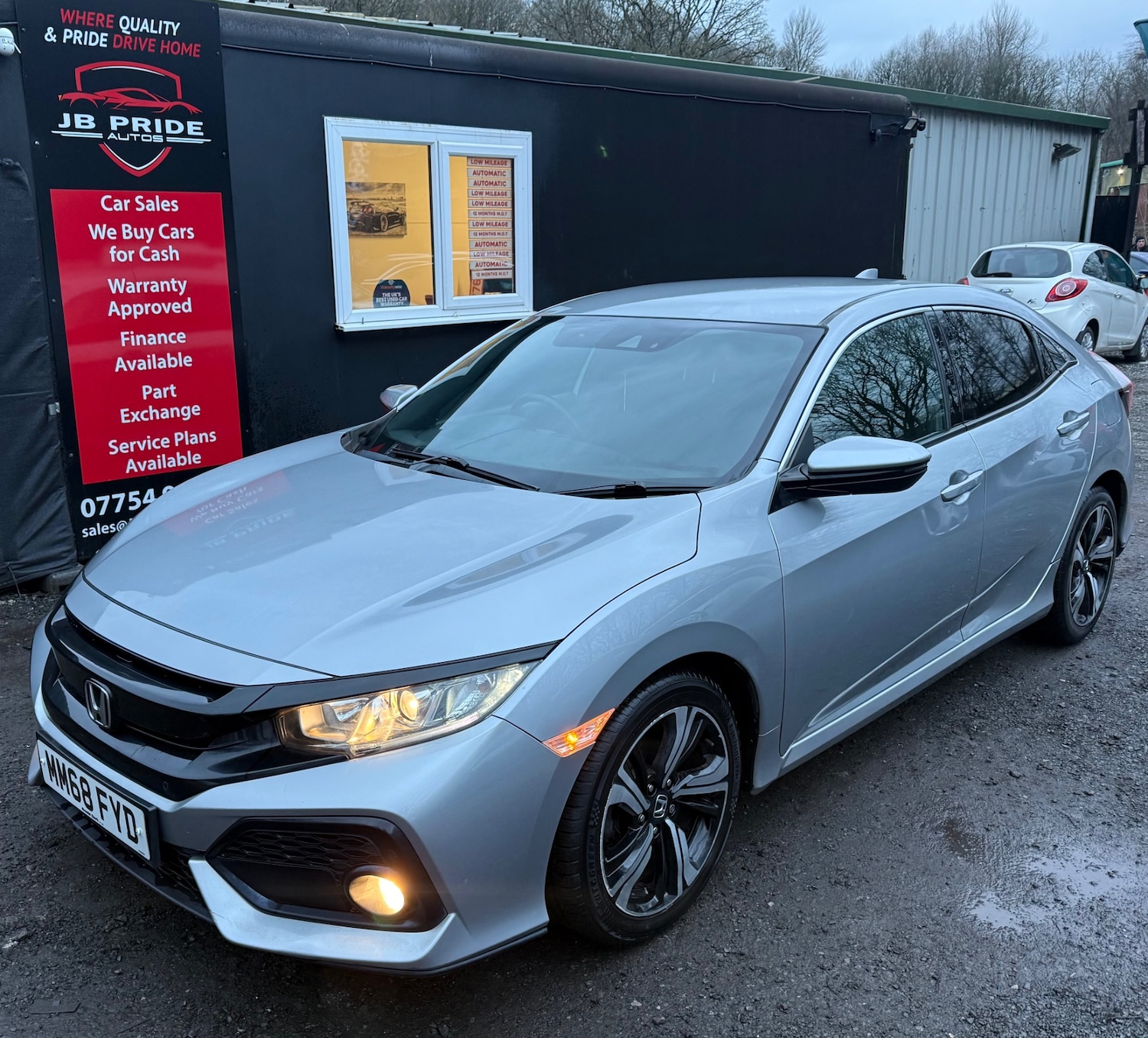 Used Honda Civic 2018 for sale - 77584859: Photo 10