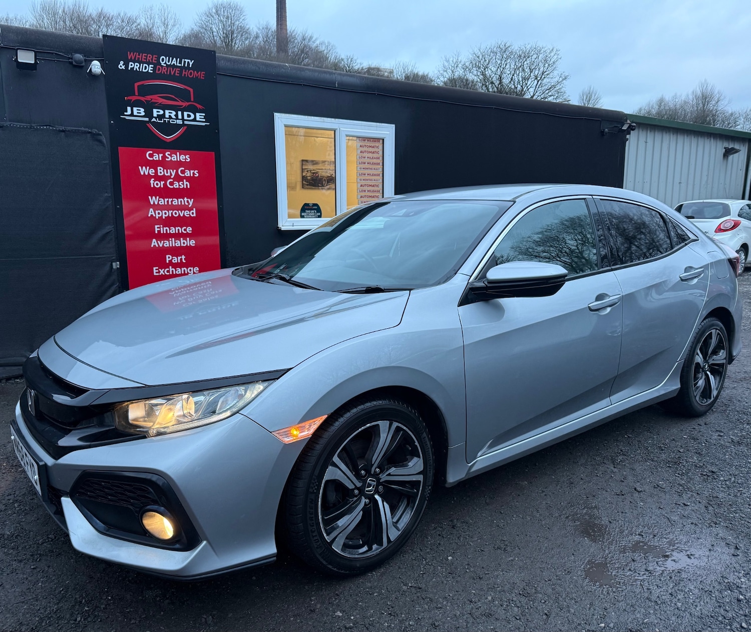 Used Honda Civic 2018 for sale - 77584859: Photo 13