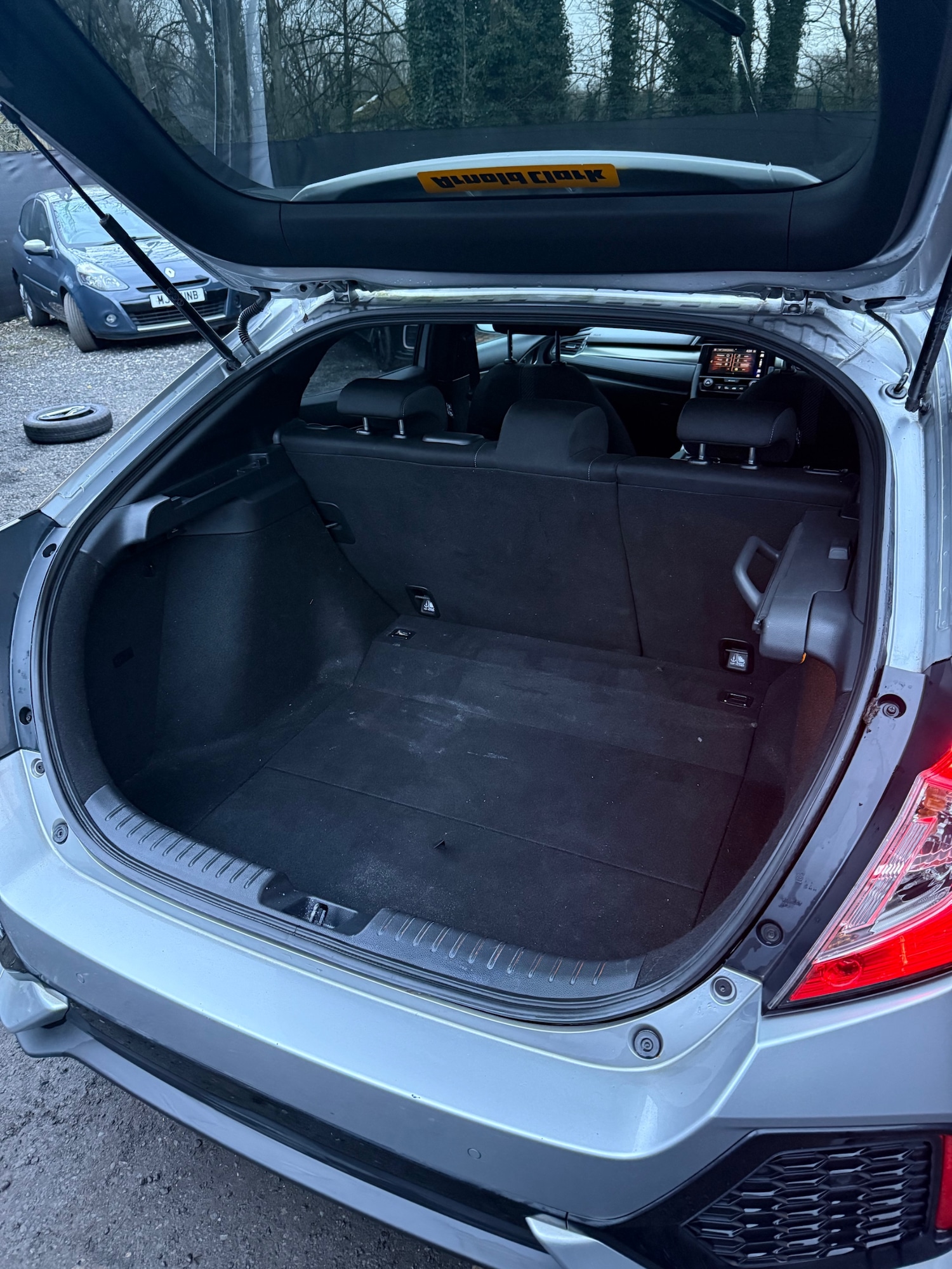 Used Honda Civic 2018 for sale - 77584859: Photo 27