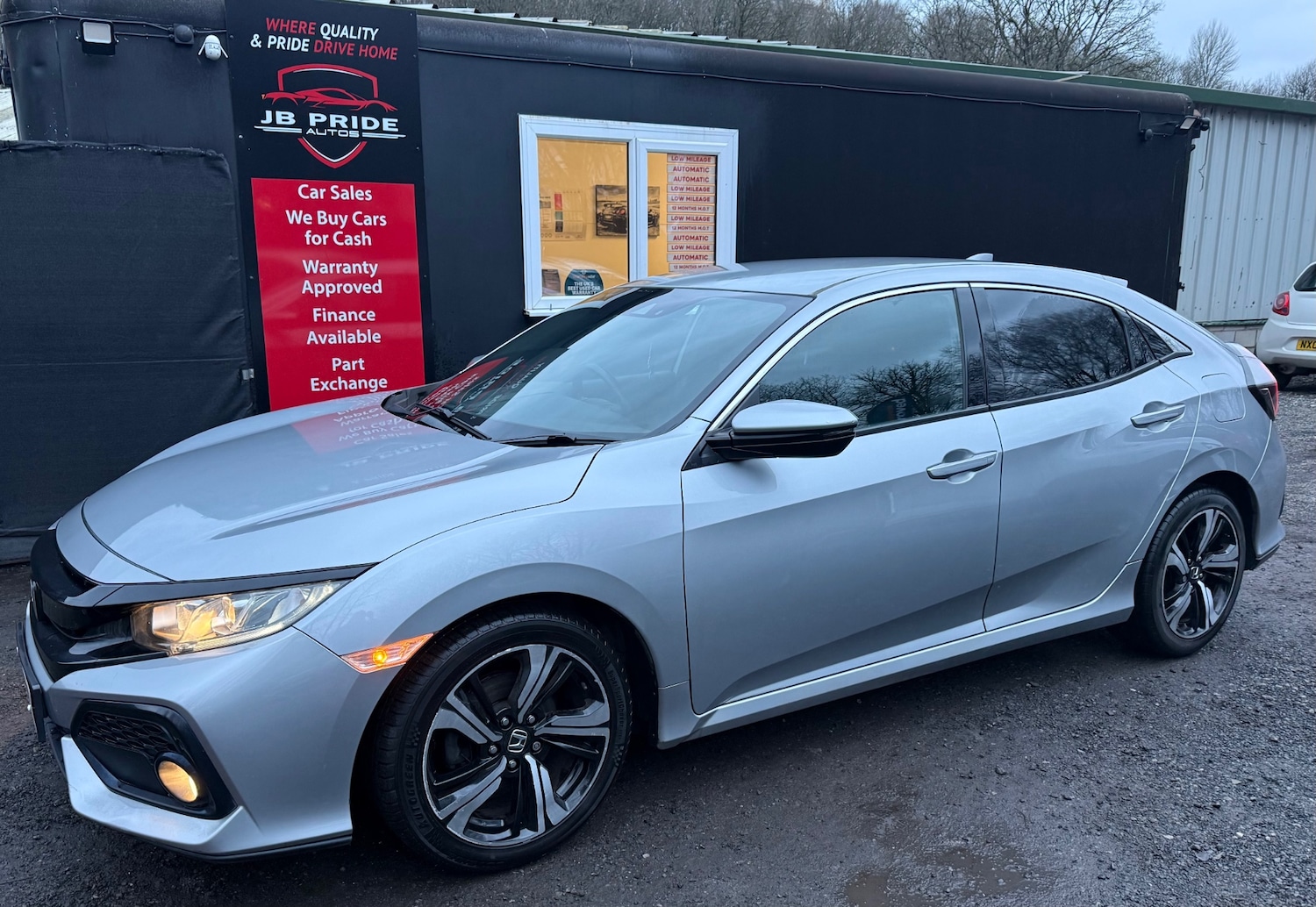 Used Honda Civic 2018 for sale - 77584859: Photo 9