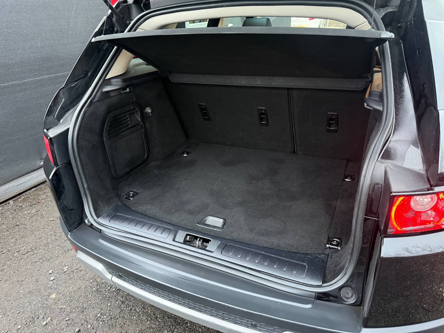 Used Land Rover Range Rover Evoque 2015 for sale - 77632730: Photo 25