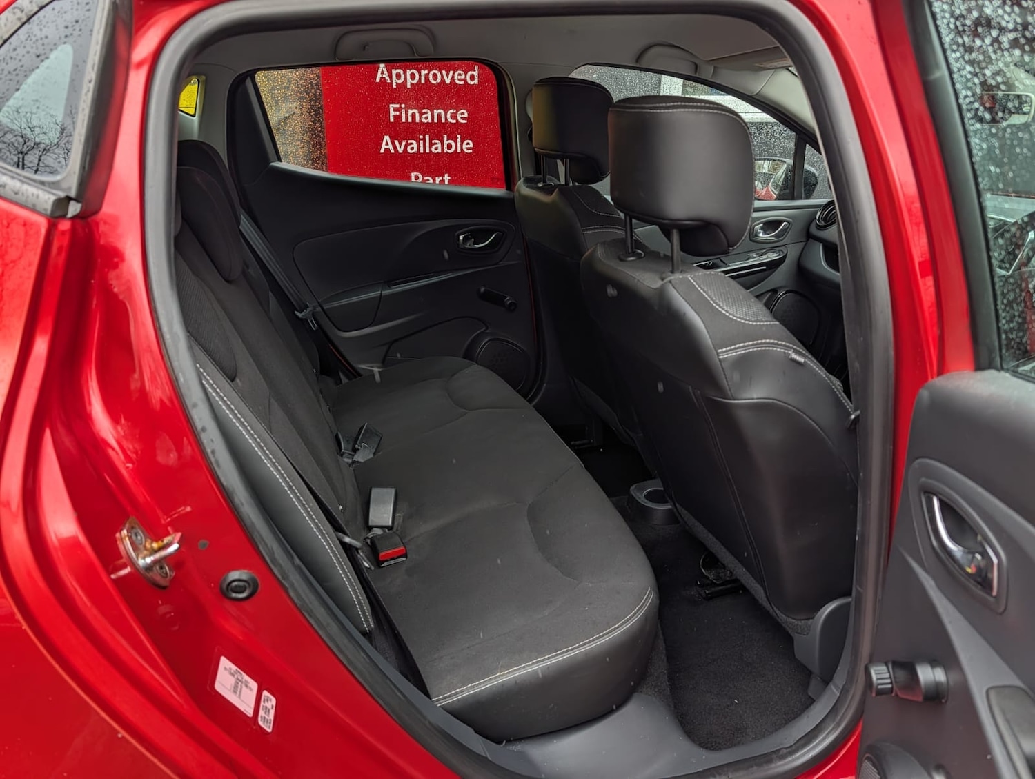 Used Renault Clio 2013 for sale - 77908380: Photo 11