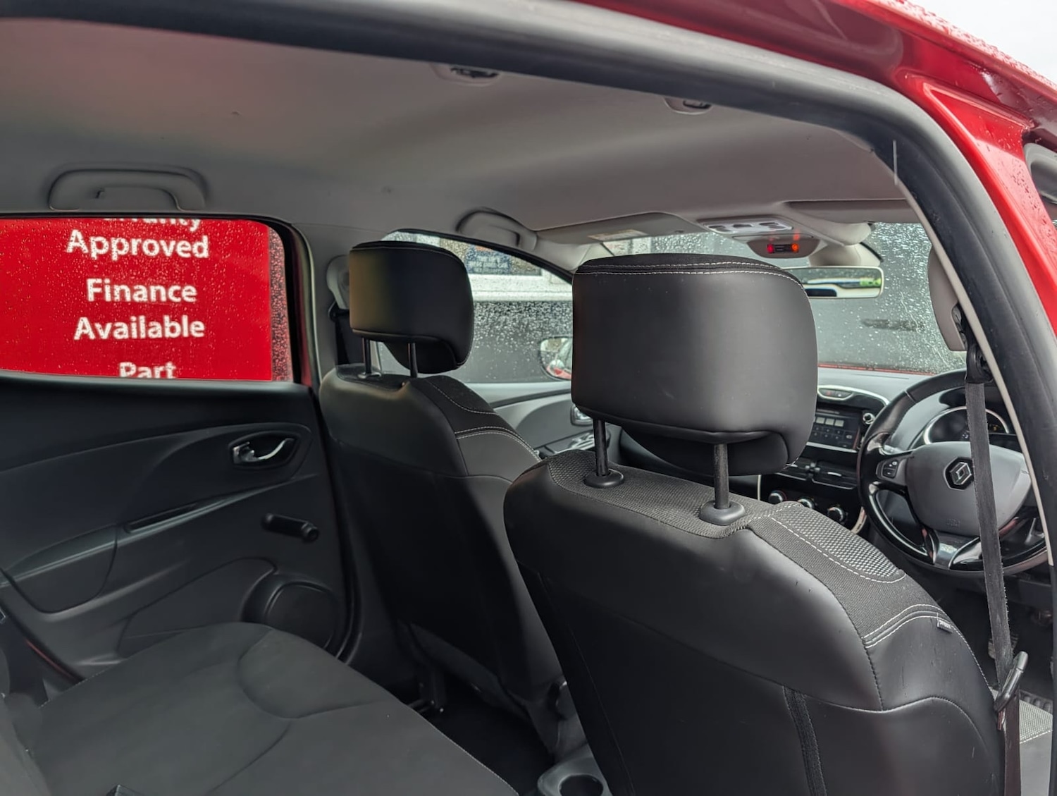 Used Renault Clio 2013 for sale - 77908380: Photo 15