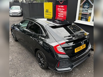 Used Honda Civic 2018 for sale - 79589597: Photo