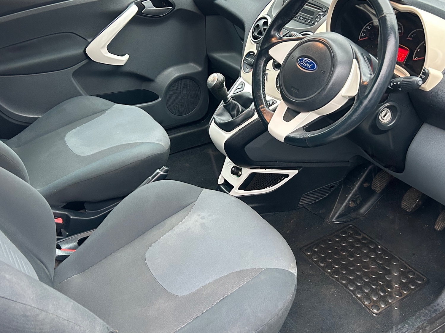 Used Ford Ka 2010 for sale - 76982603: Photo 12