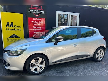 Used Renault Clio 2015 for sale - 78909986: Photo