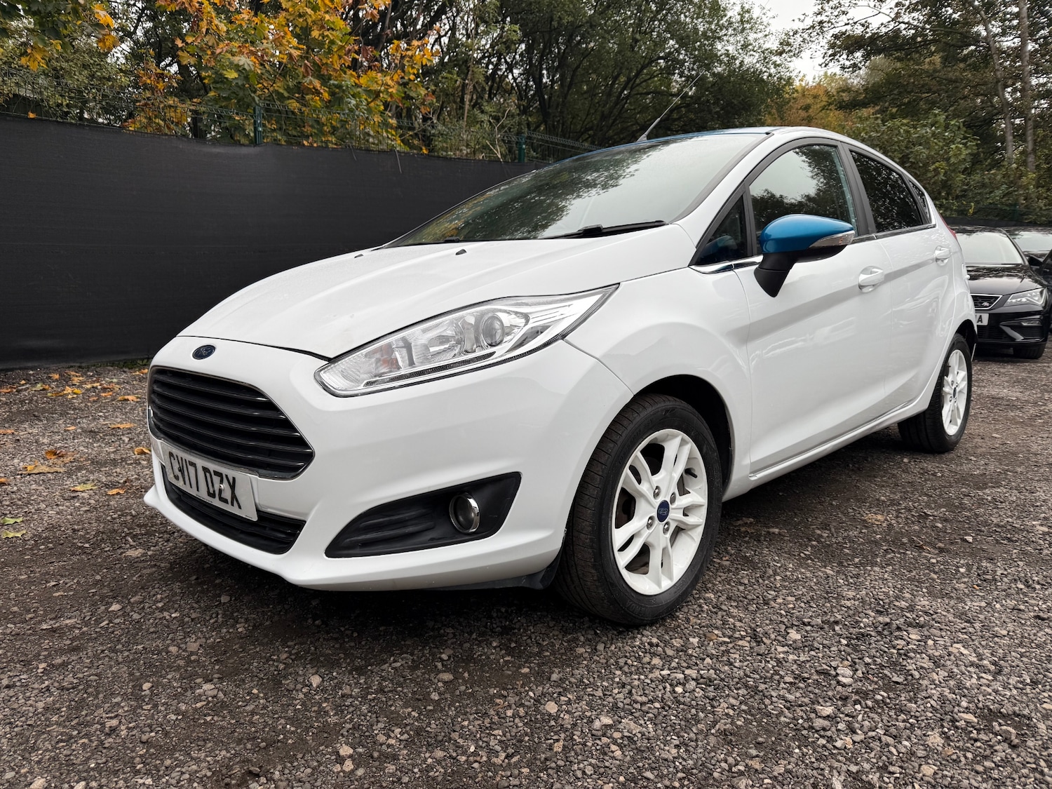 Used Ford Fiesta 2017 for sale - 76252310: Photo 2