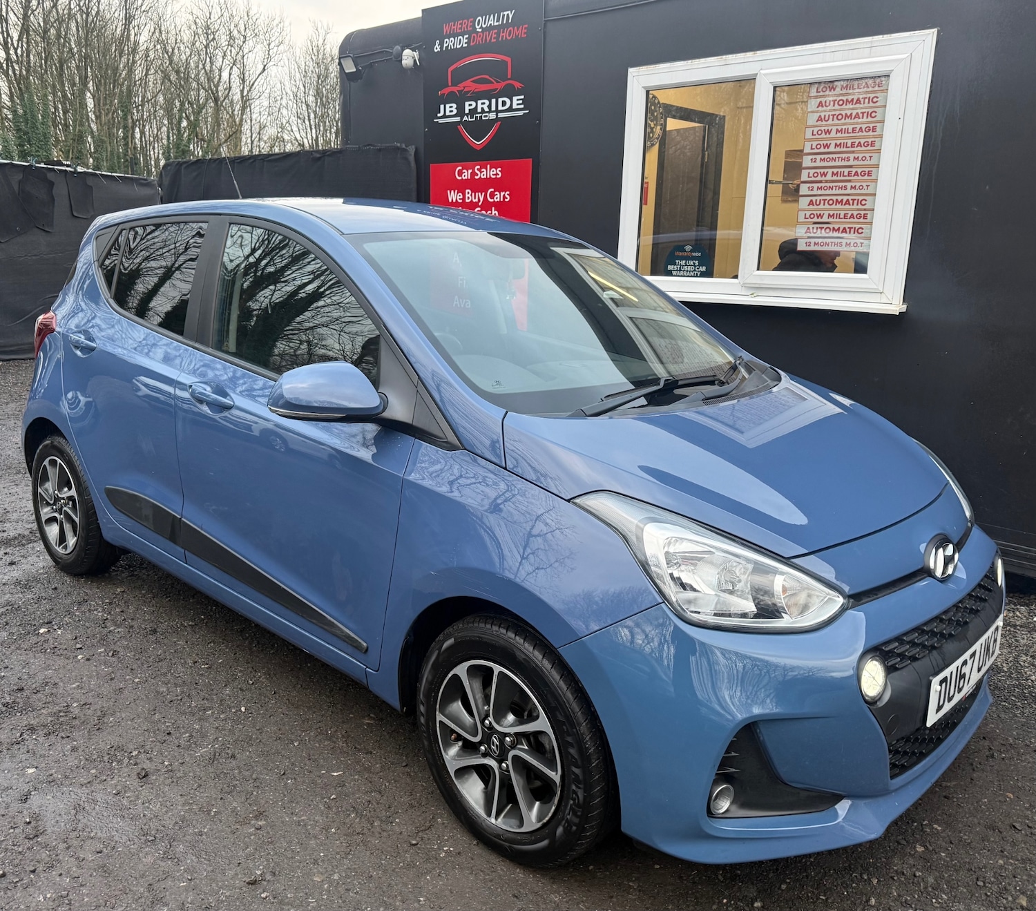 Used Hyundai i10 2017 for sale - 77584976: Photo 11