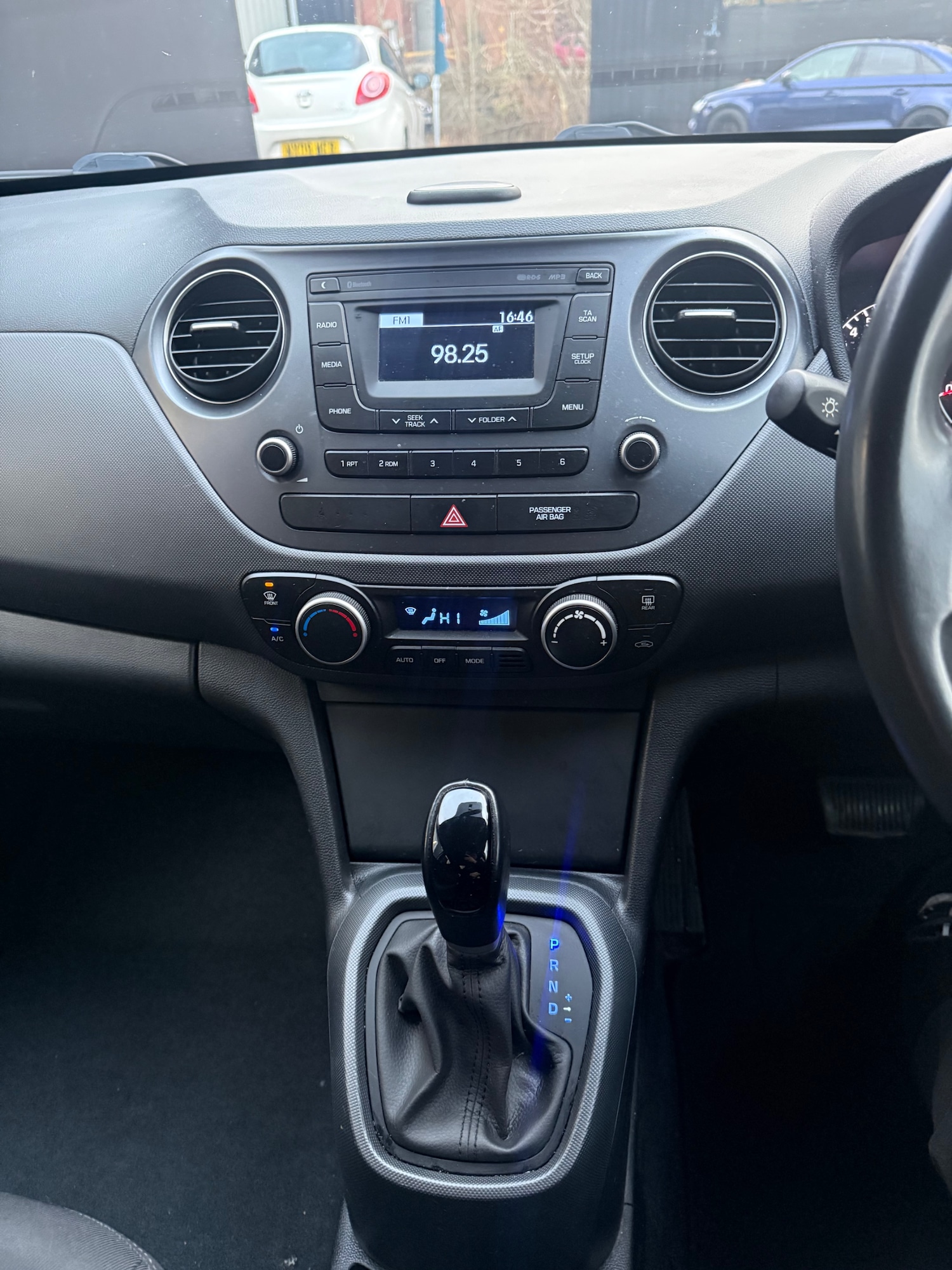 Used Hyundai i10 2017 for sale - 77584976: Photo 19