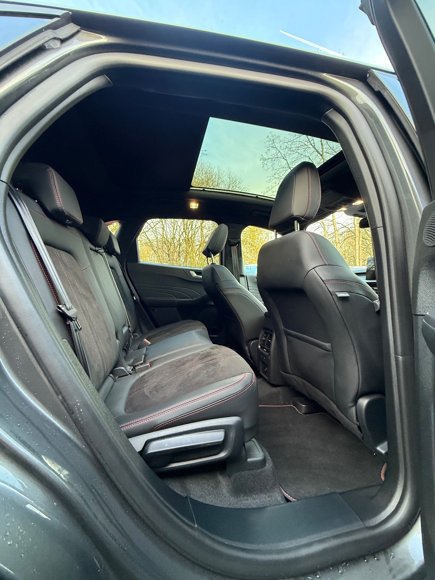 Used Ford Kuga 2025 for sale - 76653144: Photo 27