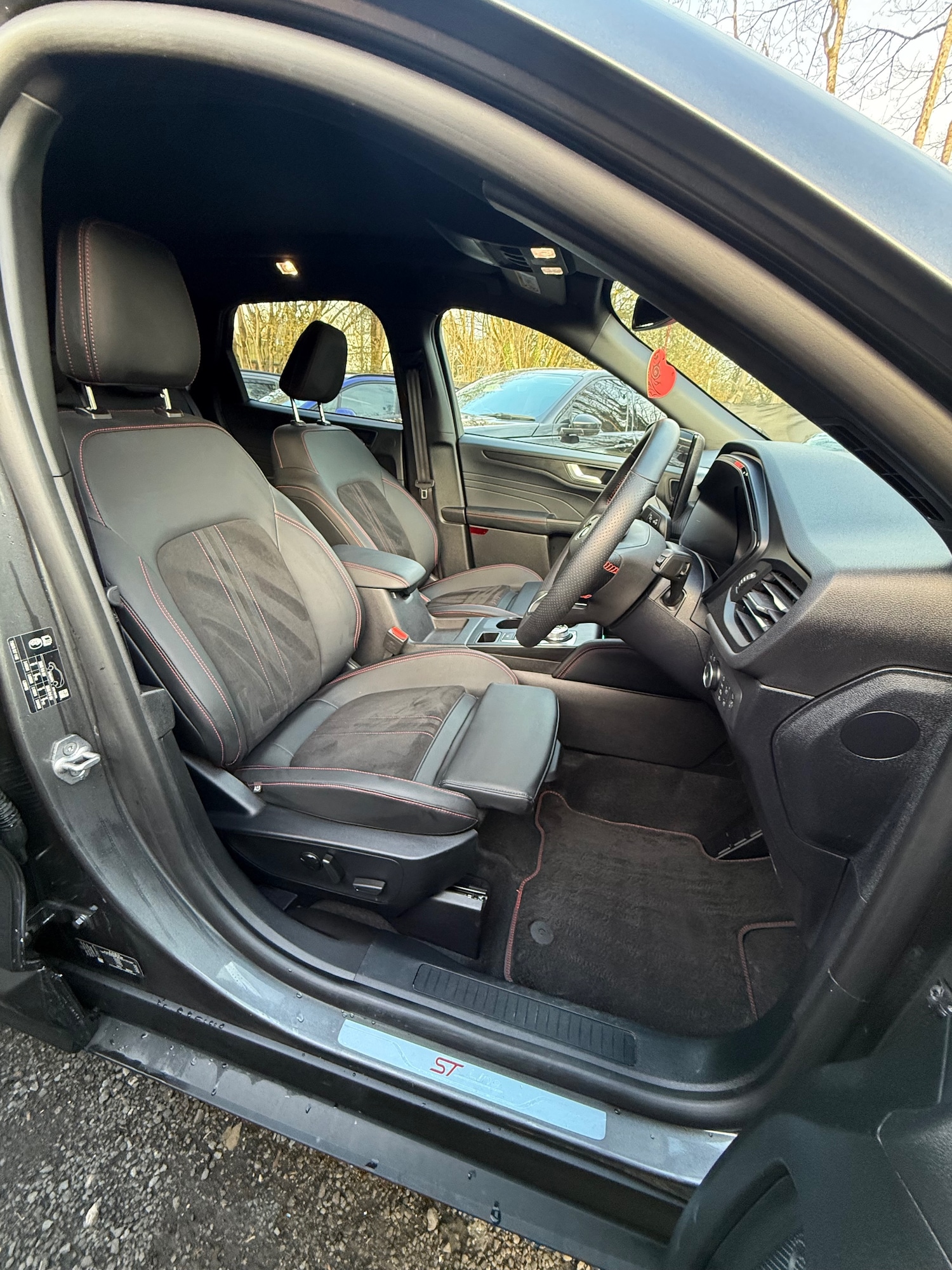 Used Ford Kuga 2025 for sale - 76653144: Photo 56