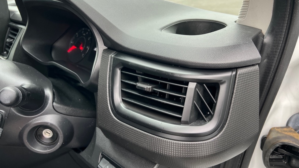 Used Renault Trafic 2023 for sale - 77042868: Photo 36