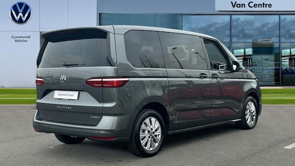 Used Volkswagen Multivan 2024 for sale - 75439882: Photo 19