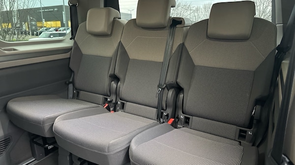 Used Volkswagen Multivan 2024 for sale - 75439882: Photo 36