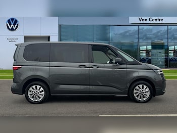 Used Volkswagen Multivan 2024 for sale - 75439882: Photo