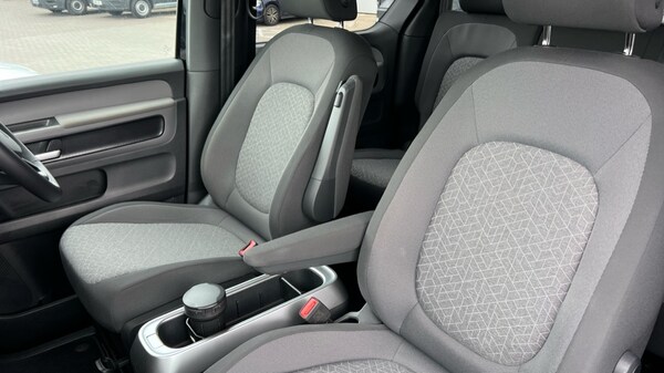 Used Volkswagen ID.Buzz 2024 for sale - 75439644: Photo 17