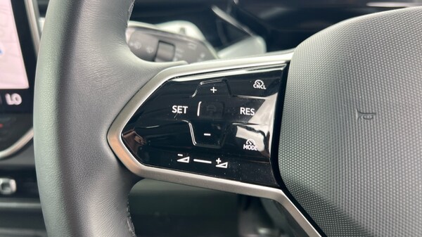 Used Volkswagen ID.Buzz 2024 for sale - 75439644: Photo 24