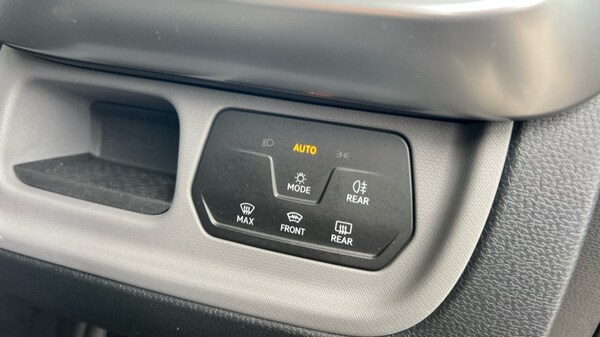 Used Volkswagen ID.Buzz 2024 for sale - 75439644: Photo 39