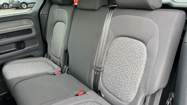 Used Volkswagen ID.Buzz 2024 for sale - 75439644: Photo 9