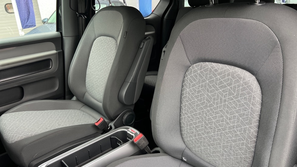 Used Volkswagen ID.Buzz 2025 for sale - 77031302: Photo 17