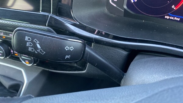 Used Volkswagen Caravelle 2020 for sale - 75439787: Photo 29