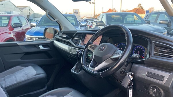 Used Volkswagen Caravelle 2020 for sale - 75439787: Photo 6
