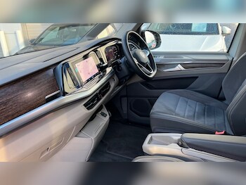 Used Volkswagen Multivan 2025 for sale - 76722294: Photo