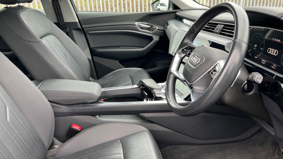 Used Audi e-tron 2020 for sale - 76375489: Photo 11