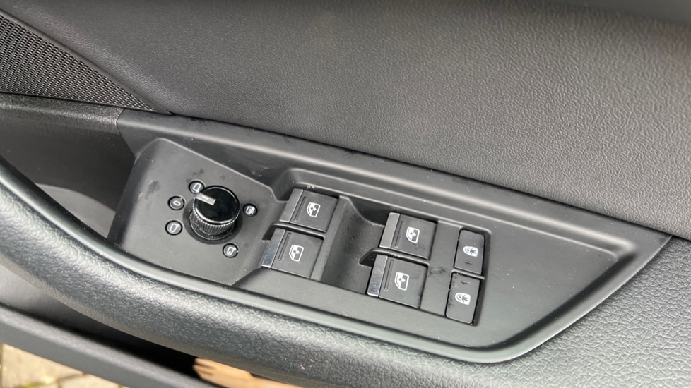 Used Audi e-tron 2020 for sale - 76375489: Photo 29