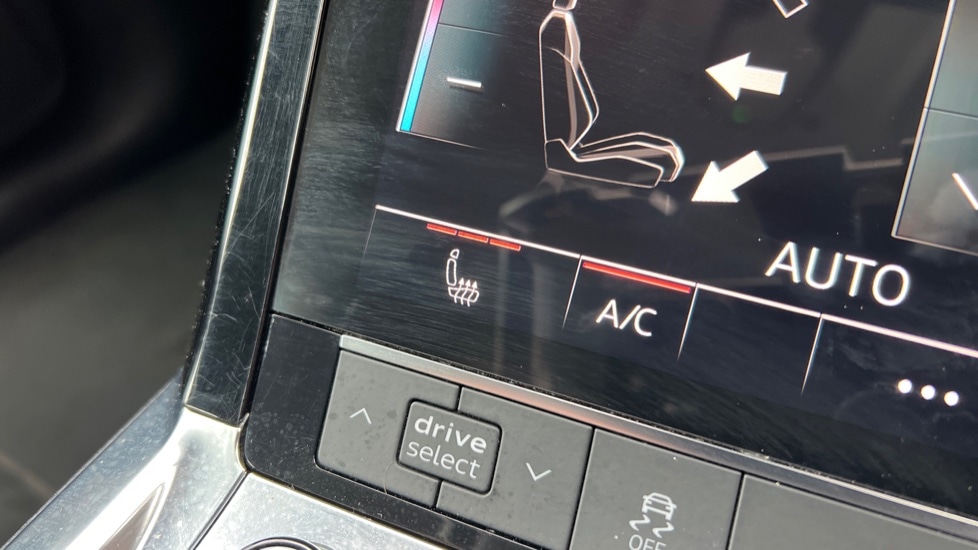 Used Audi e-tron 2020 for sale - 76375489: Photo 32