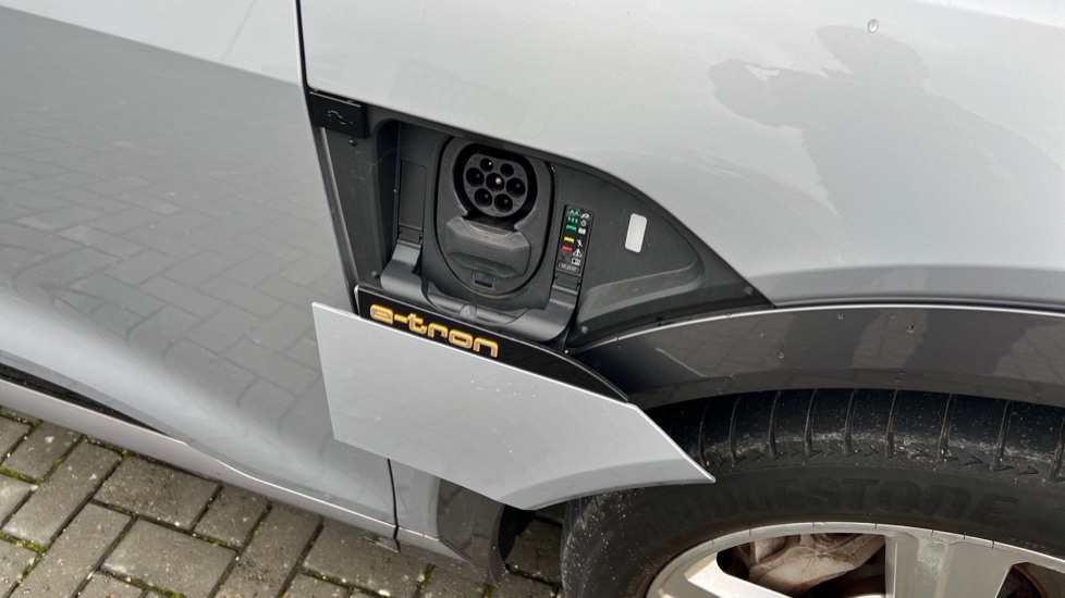 Used Audi e-tron 2020 for sale - 76375489: Photo 41