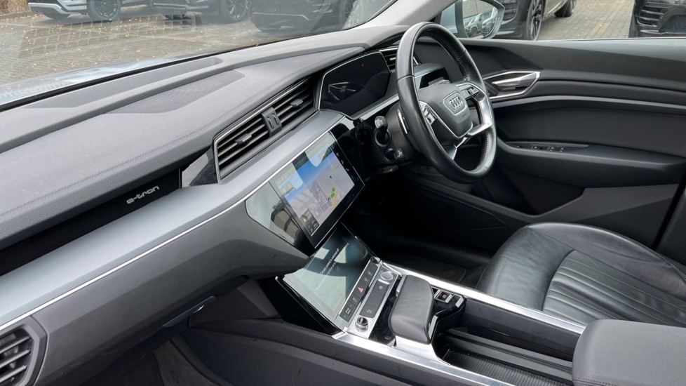 Used Audi e-tron 2020 for sale - 76375489: Photo 9