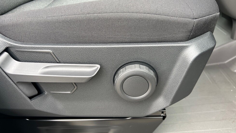 Used Volkswagen Crafter 2025 for sale - 76328099: Photo 40