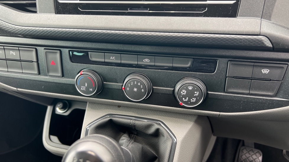 Used Volkswagen Transporter 2024 for sale - 76745209: Photo 13