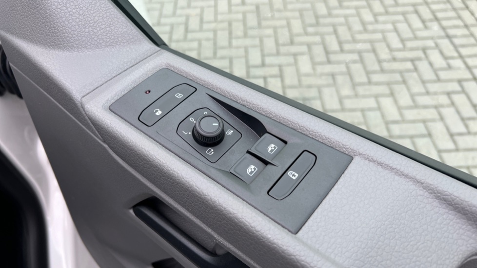 Used Volkswagen Transporter 2024 for sale - 76745209: Photo 23